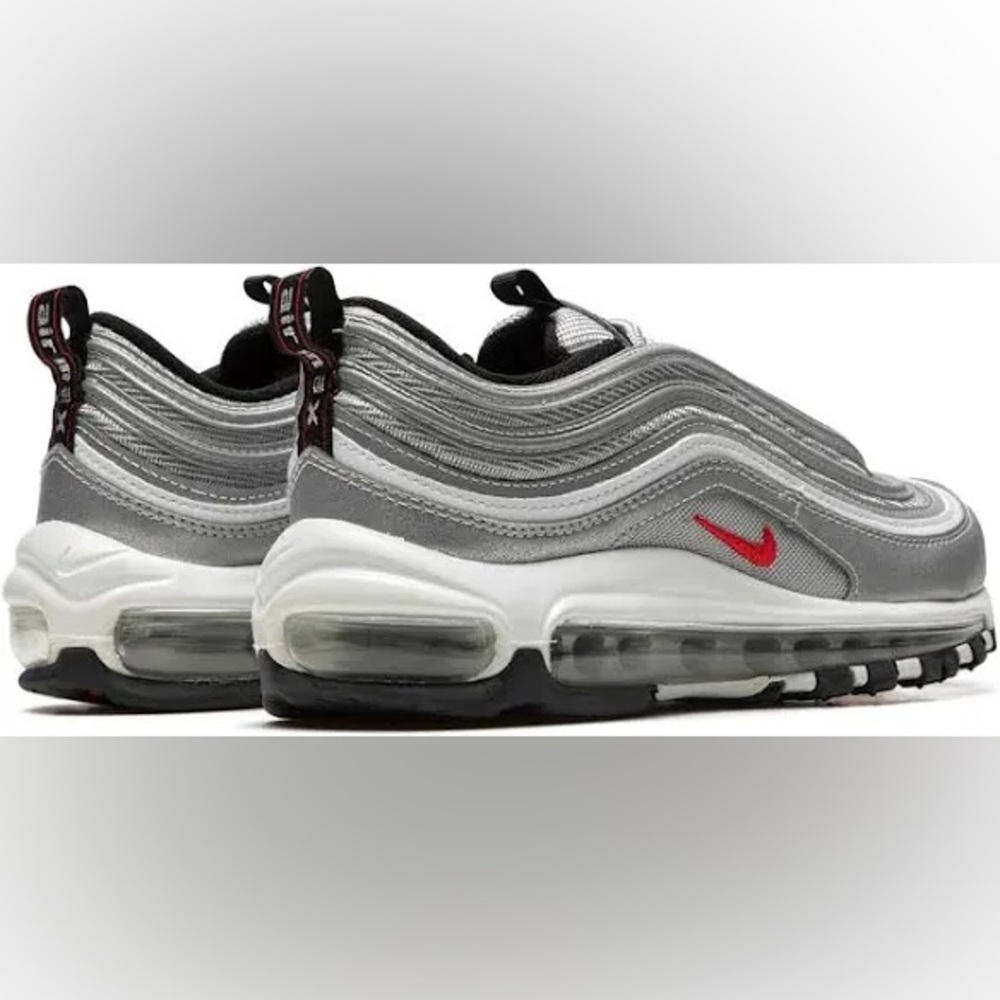 Air max 97 OG GS silver bullet 
SIZE 7Y also fits womens 8.5